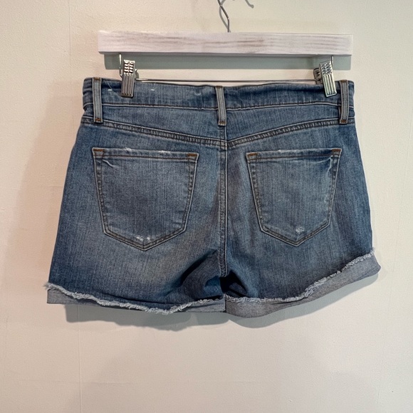 Loft, Denim shorts. Size 0/25 - Picture 5 of 6
